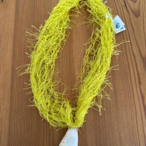 Colar caracola amarelo